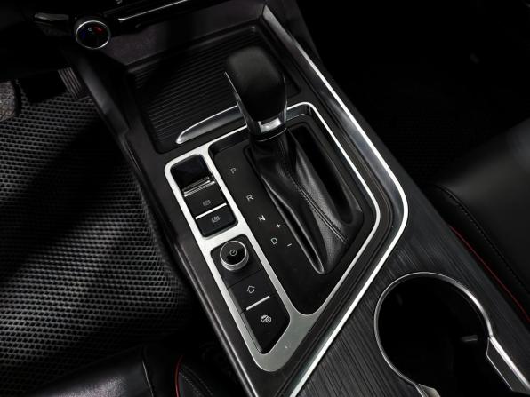 Omoda S5 с пробегом 2023 года, цена 990 000 рублей, 146384 км, седан, Автокод Объявления