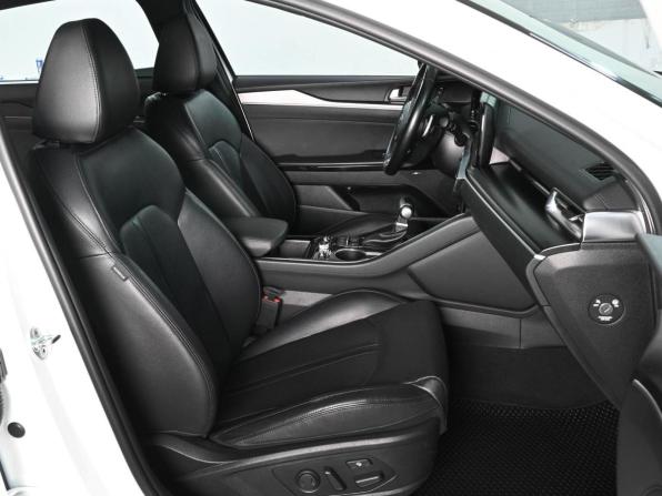 Kia K5 III с пробегом 2021 года, цена 3 279 000 рублей, 107337 км, седан, Автокод Объявления