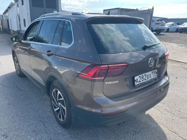 Volkswagen Tiguan II с пробегом 2018 года, цена 2 390 000 рублей, 109134 км, внедорожник, Автокод Объявления