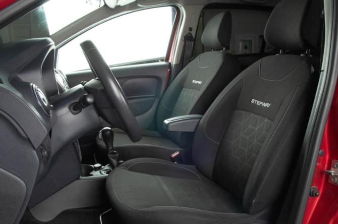 Renault Sandero II с пробегом 2016 года, цена 929 000 рублей, 134600 км, хэтчбек, Автокод Объявления