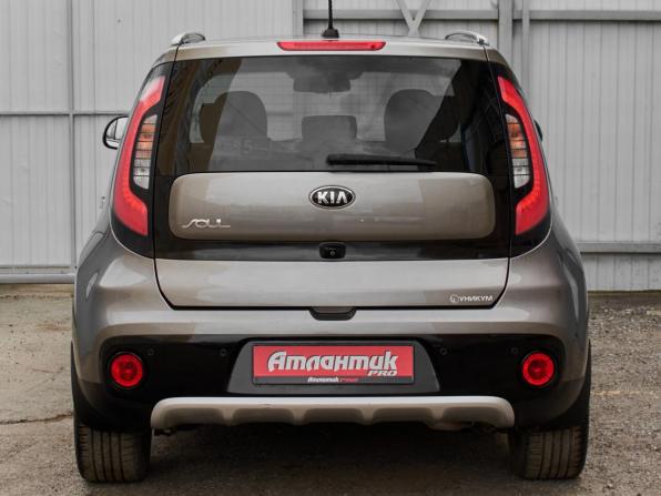 Kia Soul II Рестайлинг с пробегом 2018 года, цена 1 795 000 рублей, 88115 км, хэтчбек, Автокод Объявления