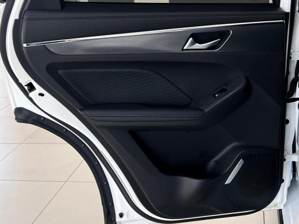 Haval Jolion I Рестайлинг с пробегом 2025 года, цена 2 265 000 рублей, 16741 км, внедорожник, Автокод Объявления