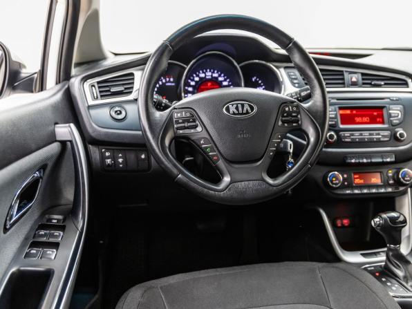 Kia Ceed II Рестайлинг с пробегом 2018 года, цена 1 298 000 рублей, 97697 км, универсал, Автокод Объявления
