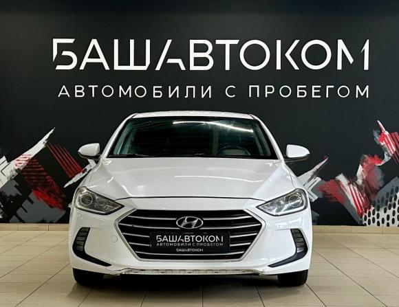 Hyundai Elantra VI (AD) с пробегом 2016 года, цена 1 300 000 рублей, 192275 км, седан, Автокод Объявления