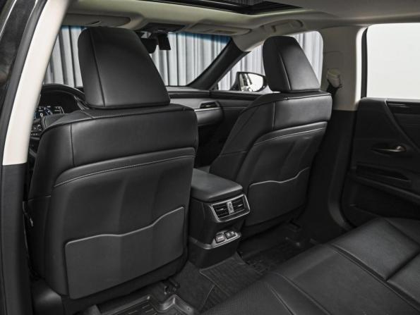 Lexus ES VII с пробегом 2020 года, цена 4 725 000 рублей, 58891 км, седан, Автокод Объявления
