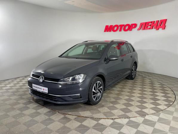 Volkswagen Golf VII Рестайлинг с пробегом 2018 года, цена 1 527 000 рублей, 144437 км, универсал, Автокод Объявления