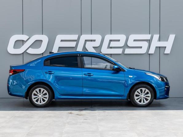 Kia Rio IV с пробегом 2017 года, цена 1 415 000 рублей, 89342 км, седан, Автокод Объявления
