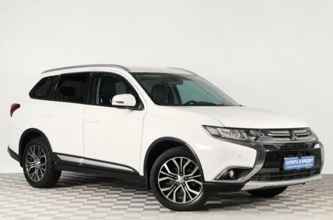 Mitsubishi Outlander III Рестайлинг 2 с пробегом 2017 года, цена 2 249 000 рублей, 130000 км, внедорожник, Автокод Объявления