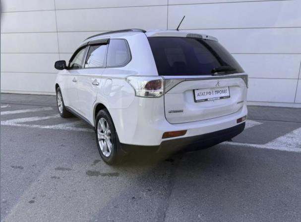 Mitsubishi Outlander III с пробегом 2013 года, цена 1 426 000 рублей, 183554 км, внедорожник, Автокод Объявления
