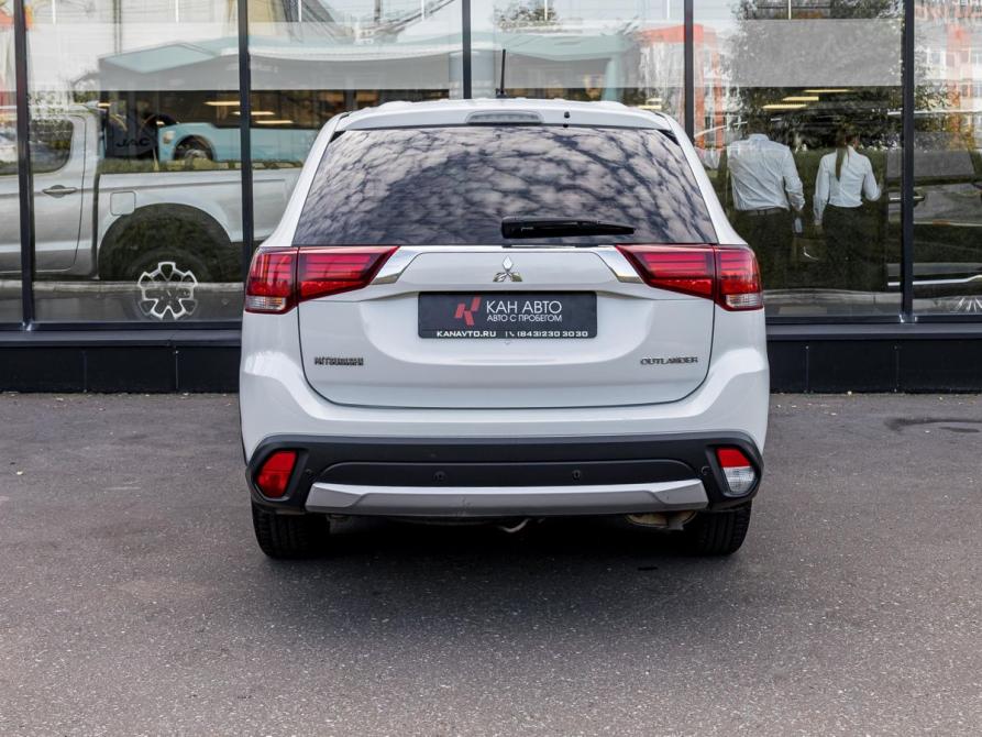 Mitsubishi Outlander III Рестайлинг 2 Казань  - изображение 4