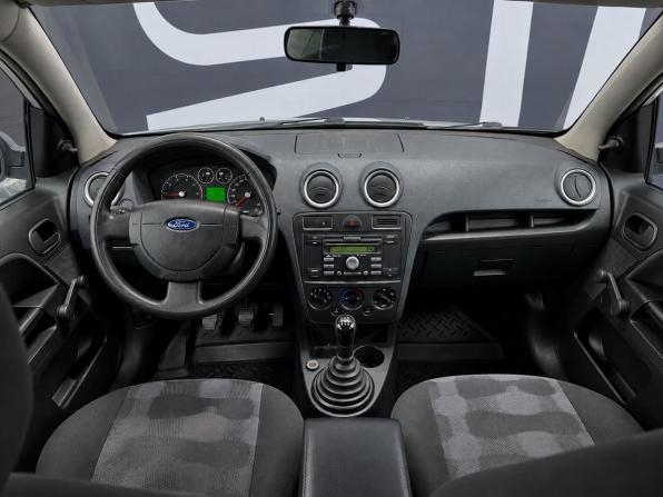 Ford Fusion I Рестайлинг с пробегом 2007 года, цена 609 900 рублей, 133000 км, хэтчбек, Автокод Объявления