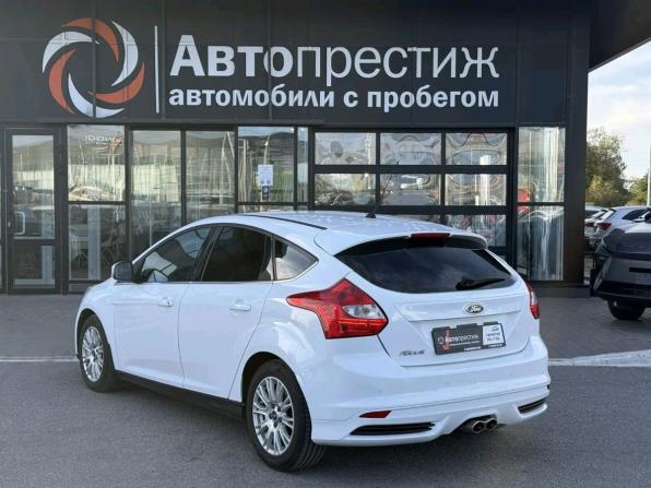Ford Focus III с пробегом 2012 года, цена 899 000 рублей, 152200 км, хэтчбек, Автокод Объявления