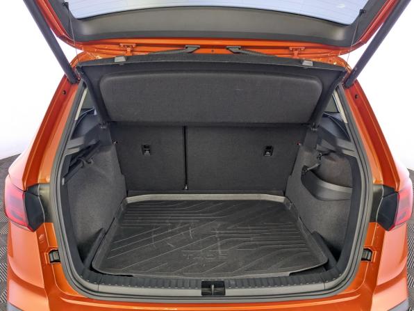 Volkswagen Taos I с пробегом 2021 года, цена 2 650 000 рублей, 62147 км, внедорожник, Автокод Объявления