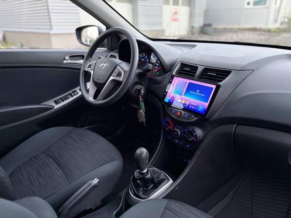 Hyundai Solaris I Рестайлинг с пробегом 2014 года, цена 795 000 рублей, 147392 км, хэтчбек, Автокод Объявления