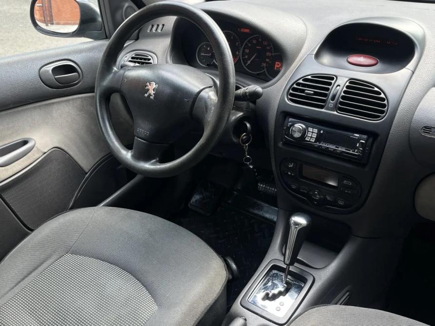 Peugeot 206 Казань  - изображение 8