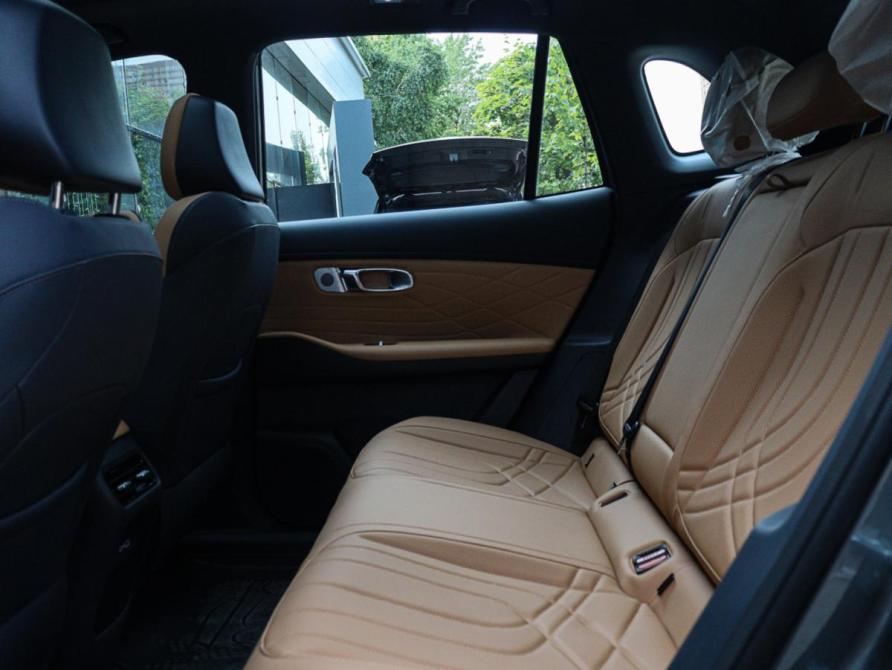 Geely Galaxy Starship 7 Москва  - изображение 9