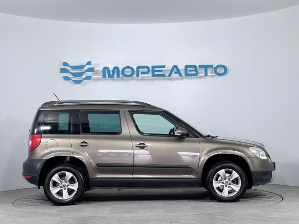 Skoda Yeti I с пробегом 2011 года, цена 1 100 000 рублей, 105000 км, внедорожник, Автокод Объявления