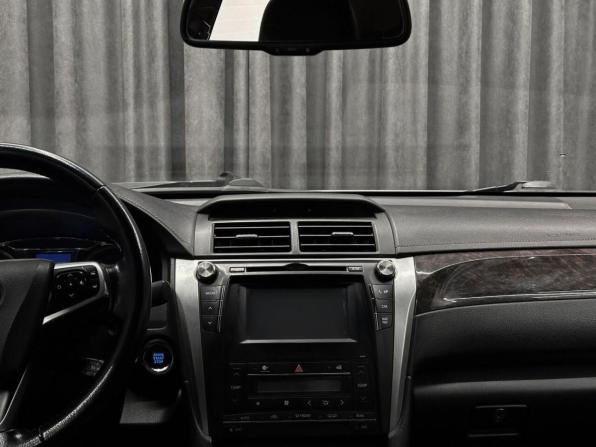 Toyota Camry VII (XV50) Рестайлинг с пробегом 2015 года, цена 1 749 000 рублей, 194000 км, седан, Автокод Объявления