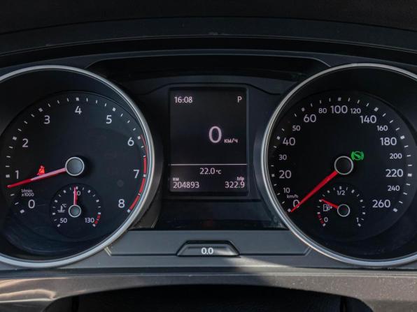 Volkswagen Tiguan II с пробегом 2018 года, цена 1 695 000 рублей, 204893 км, внедорожник, Автокод Объявления