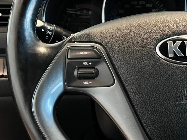 Kia Rio III Рестайлинг с пробегом 2016 года, цена 1 130 000 рублей, 96395 км, хэтчбек, Автокод Объявления