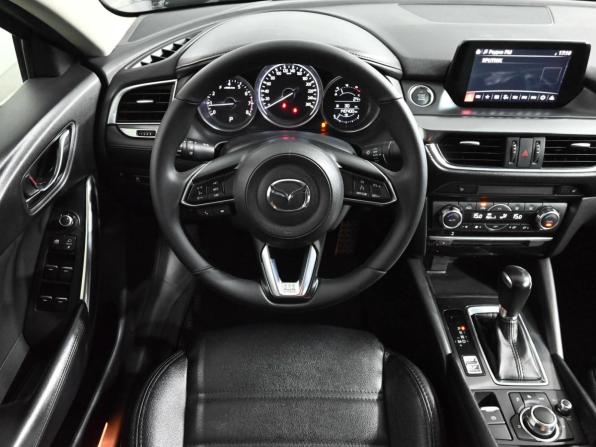 Mazda 6 III (GJ) Рестайлинг с пробегом 2017 года, цена 2 050 000 рублей, 140384 км, седан, Автокод Объявления