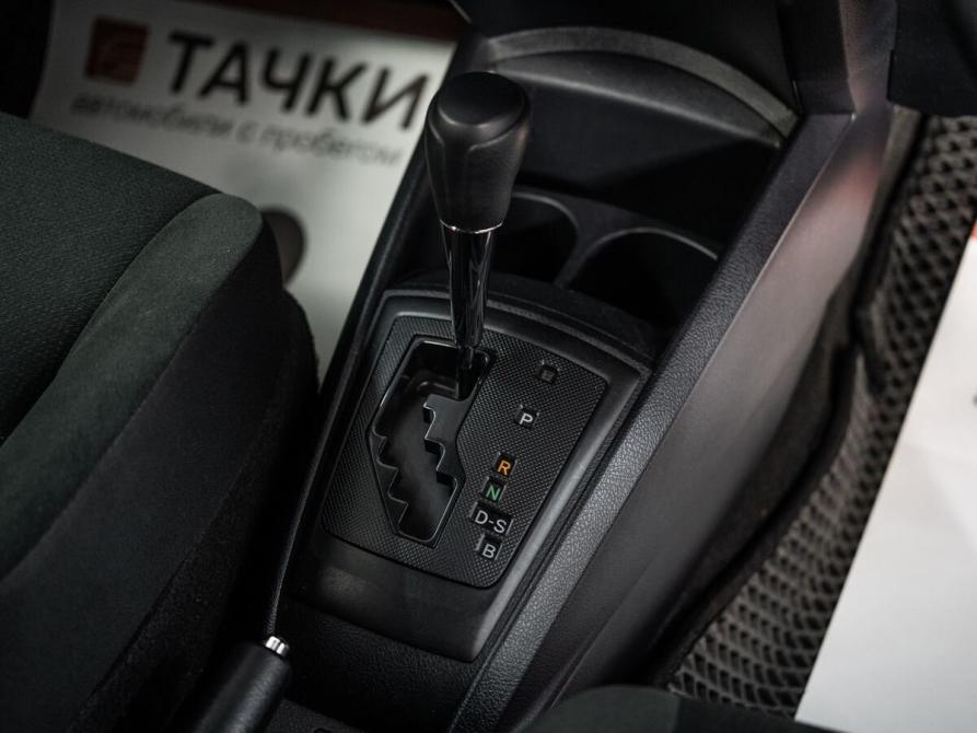 Toyota Corolla XI (E160 E170) Рестайлинг 2 Иркутск  - изображение 13