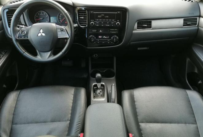 Mitsubishi Outlander II Рестайлинг с пробегом 2012 года, цена 1 260 000 рублей, 212000 км, внедорожник, Автокод Объявления