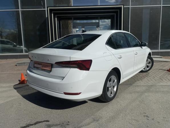 Skoda Octavia IV (A8) с пробегом 2021 года, цена 2 379 000 рублей, 78840 км, лифтбек, Автокод Объявления