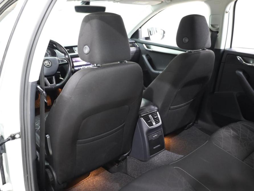 Skoda Octavia III (A7) Рестайлинг Ростов-на-Дону  - изображение 10
