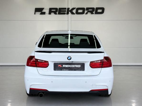 BMW 3 серии VI (F3x) с пробегом 2015 года, цена 2 049 000 рублей, 182000 км, седан, Автокод Объявления