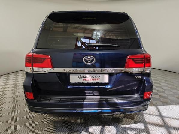 Toyota Land Cruiser 200 Series Рестайлинг 2 с пробегом 2016 года, цена 5 999 000 рублей, 95830 км, внедорожник, Автокод Объявления