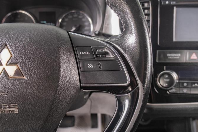 Mitsubishi Outlander III Рестайлинг 2 с пробегом 2016 года, цена 1 869 000 рублей, 86000 км, внедорожник, Автокод Объявления