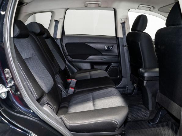 Mitsubishi Outlander III Рестайлинг 2 с пробегом 2015 года, цена 1 900 000 рублей, 200000 км, внедорожник, Автокод Объявления