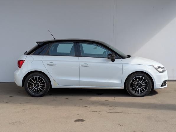 Audi A1 I (8X) с пробегом 2012 года, цена 1 230 000 рублей, 47550 км, хэтчбек, Автокод Объявления