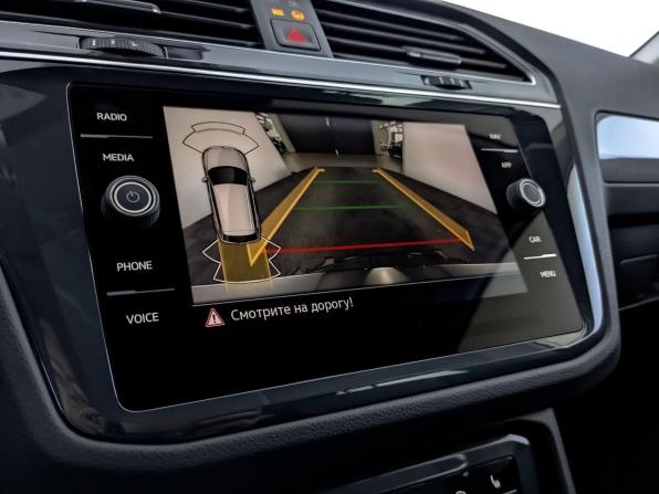 Volkswagen Tiguan II Рестайлинг с пробегом 2021 года, цена 3 825 000 рублей, 17314 км, внедорожник, Автокод Объявления