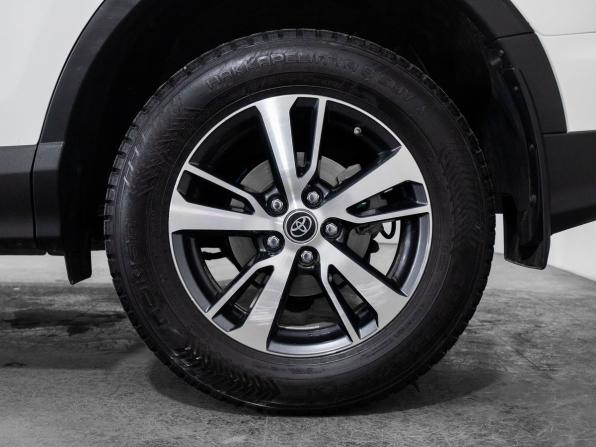 Toyota RAV4 IV (XA40) Рестайлинг с пробегом 2016 года, цена 1 649 500 рублей, 206964 км, внедорожник, Автокод Объявления