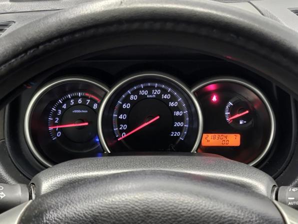 Nissan Tiida I Рестайлинг с пробегом 2010 года, цена 674 000 рублей, 218304 км, хэтчбек, Автокод Объявления