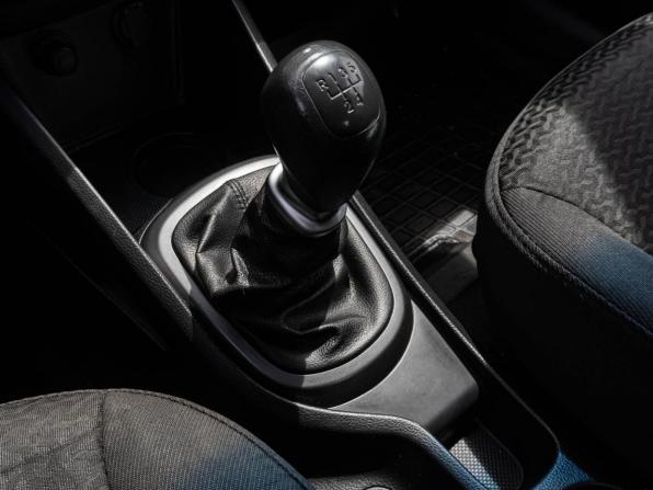 Kia Rio III Рестайлинг с пробегом 2015 года, цена 875 000 рублей, 179085 км, седан, Автокод Объявления