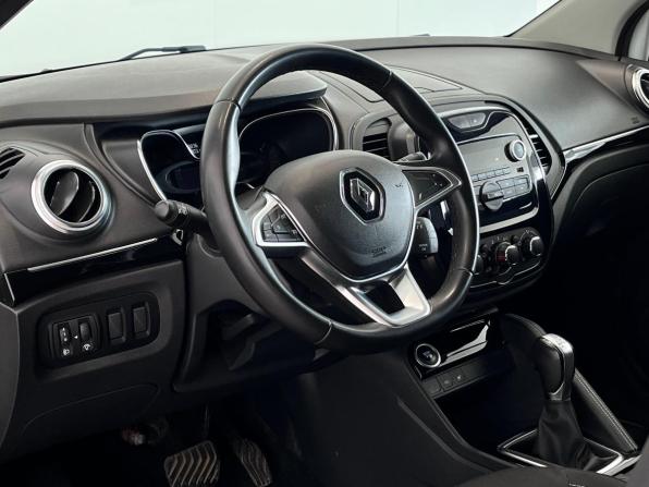Renault Kaptur I Рестайлинг с пробегом 2020 года, цена 1 604 000 рублей, 60829 км, внедорожник, Автокод Объявления