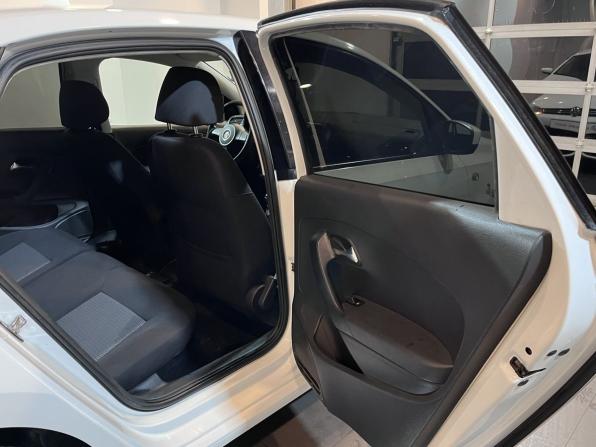 Volkswagen Polo V с пробегом 2014 года, цена 700 000 рублей, 232182 км, седан, Автокод Объявления