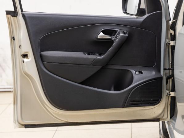 Volkswagen Polo V с пробегом 2013 года, цена 798 000 рублей, 135903 км, седан, Автокод Объявления