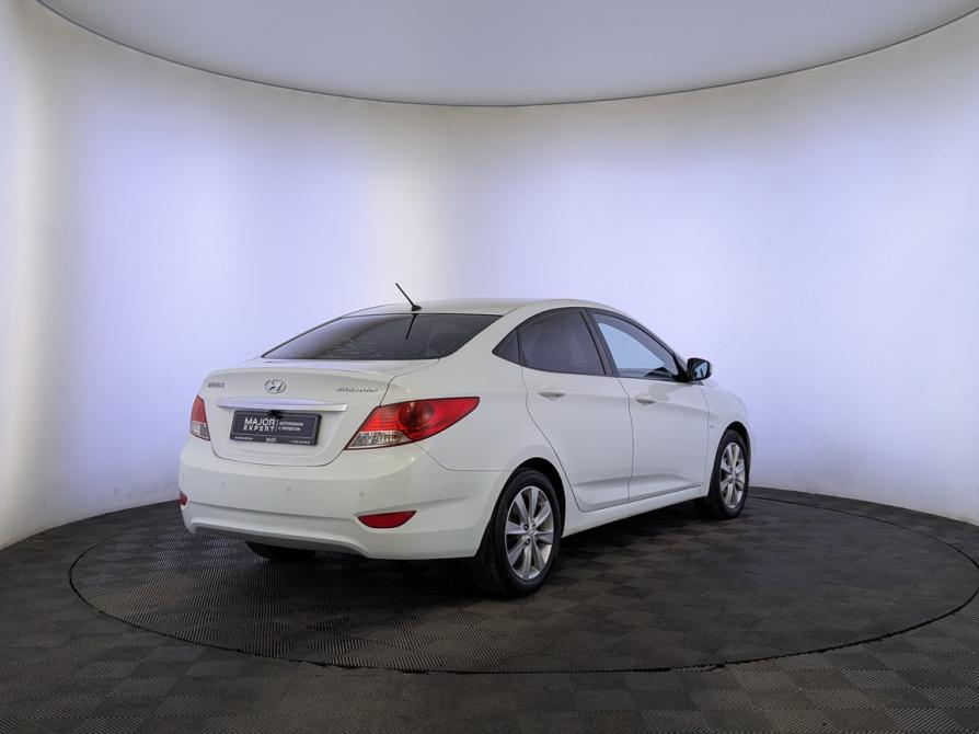 Hyundai Solaris I Москва  - изображение 5