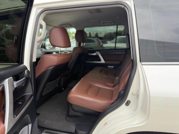Toyota Land Cruiser 200 Series Рестайлинг 2 с пробегом 2016 года, цена 5 600 000 рублей, 157244 км, внедорожник, Автокод Объявления