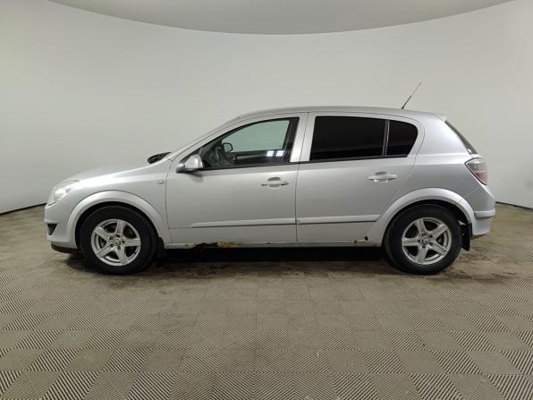 Opel Astra H Рестайлинг с пробегом 2008 года, цена 300 000 рублей, 230000 км, хэтчбек, Автокод Объявления