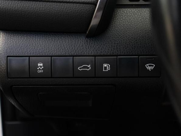 Toyota Camry VIII (XV70) с пробегом 2018 года, цена 2 229 000 рублей, 110444 км, седан, Автокод Объявления