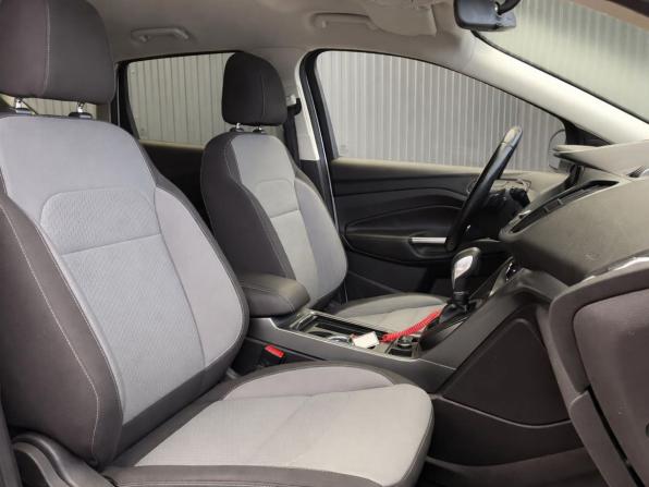 Ford Kuga II Рестайлинг с пробегом 2016 года, цена 1 577 000 рублей, 142324 км, внедорожник, Автокод Объявления