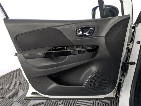 Renault Kaptur I с пробегом 2019 года, цена 1 525 000 рублей, 109848 км, внедорожник, Автокод Объявления