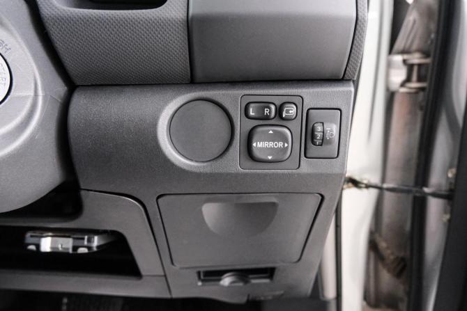Toyota Vitz II (XP90) с пробегом 2010 года, цена 739 000 рублей, 142000 км, хэтчбек, Автокод Объявления