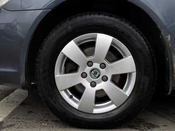 Skoda Octavia II (A5) Рестайлинг с пробегом 2010 года, цена 659 000 рублей, 289217 км, лифтбек, Автокод Объявления