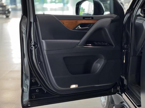 Lexus LX IV с пробегом 2024 года, цена 12 990 000 рублей, 66759 км, внедорожник, Автокод Объявления